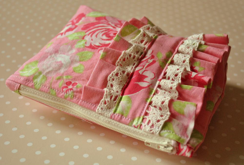 Cosmetics Purse Rose Garden Uk Handmade Pink And Green Make Up Bag Intanya Whelan Darla Rose Fabric With Ruffle And Trim